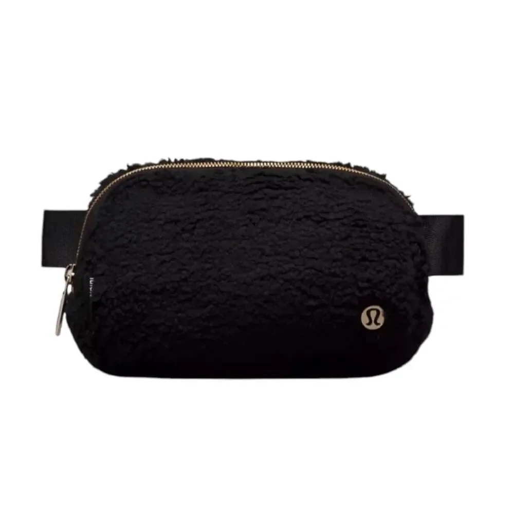 Lululemon‎ Everywhere Belt Bag 1L *Fleece